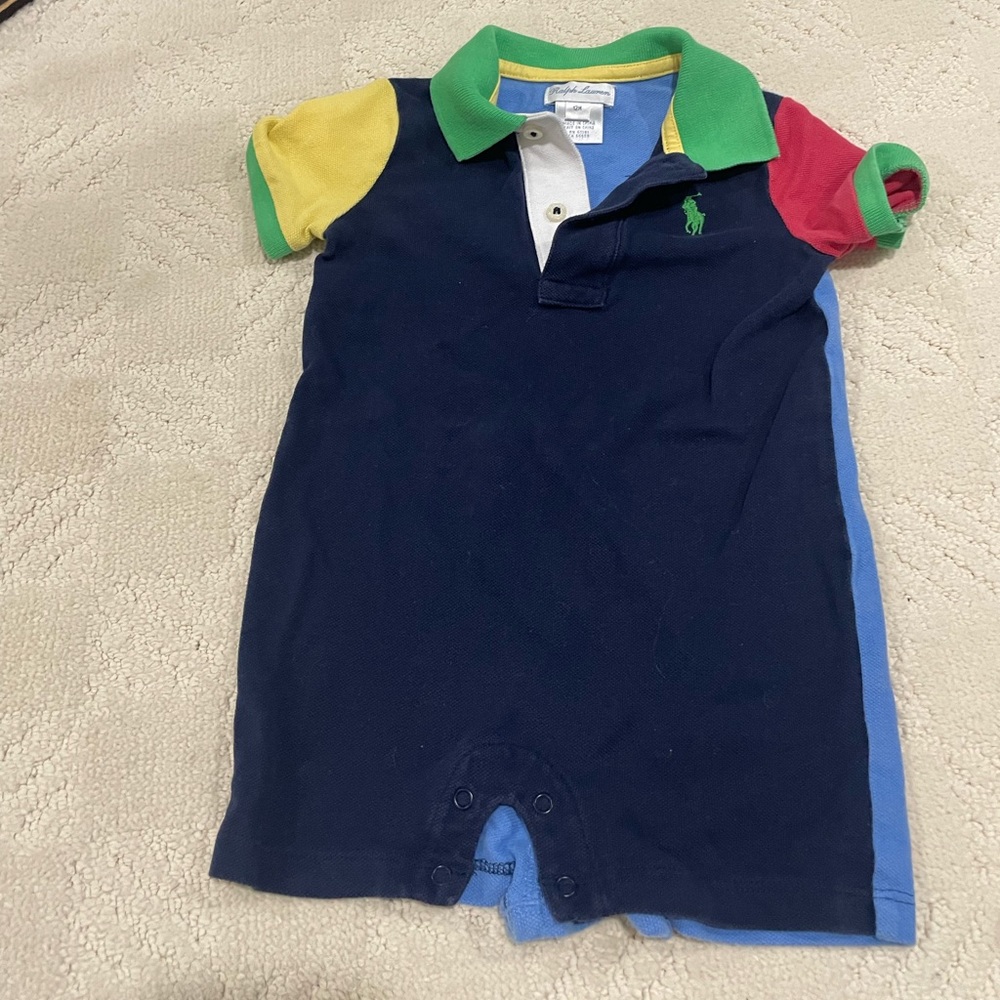 Worn 1-2x gently used polo Ralph Lauren body suit. Like new, washed twice.